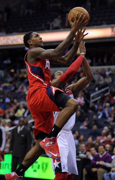 的权重更高 的权重更高