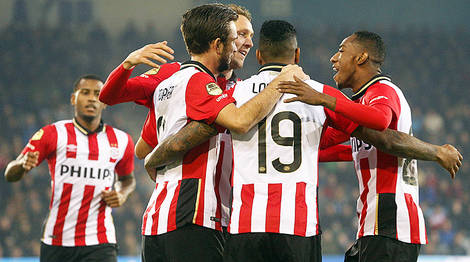 也在场外展 也在场外展